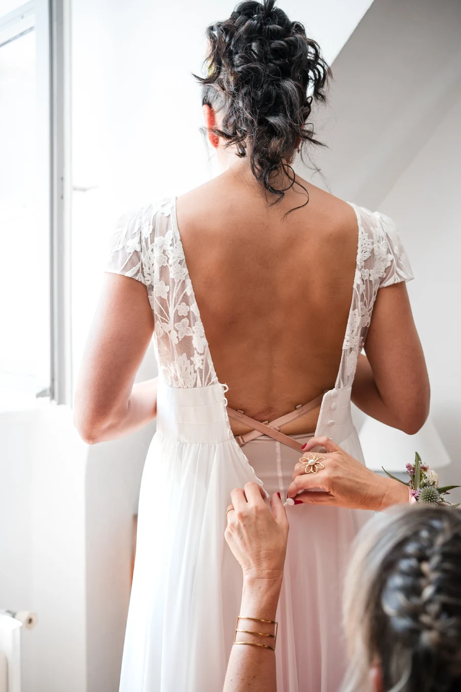 mariage_preparatif_mariee_robe
